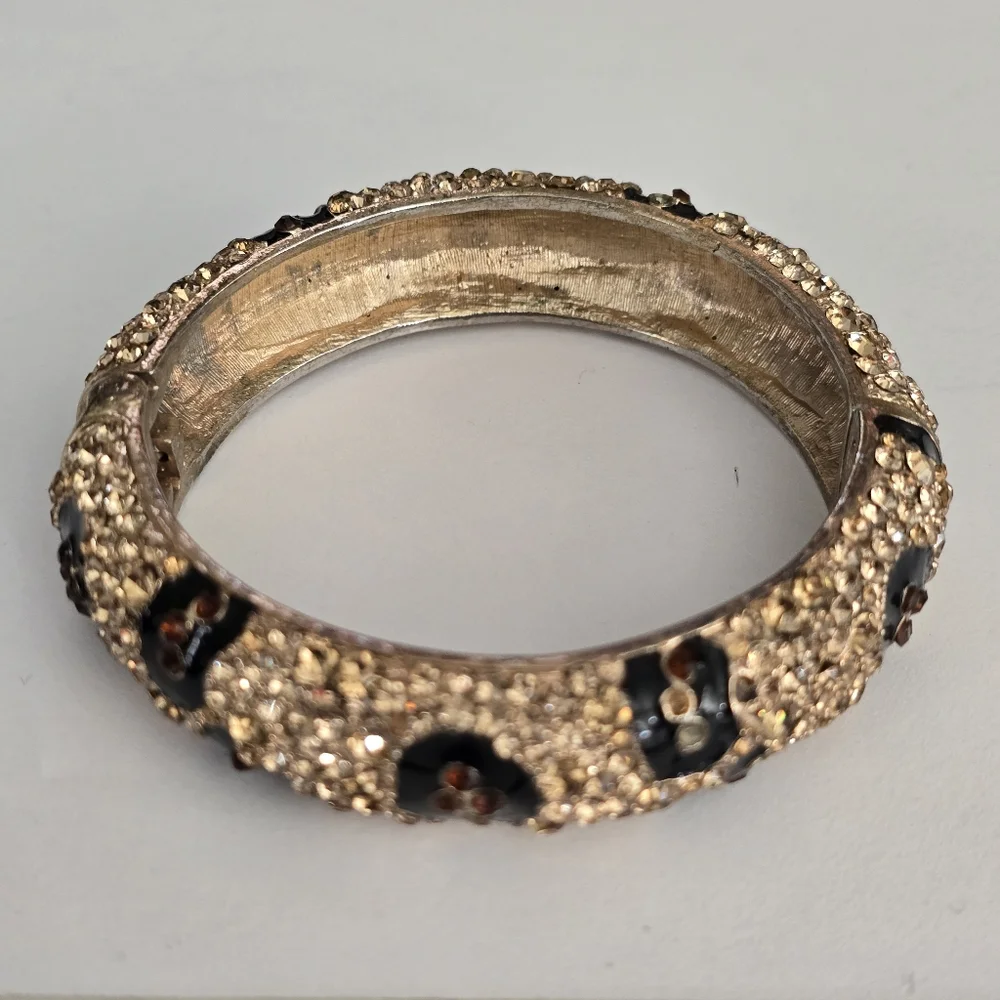 Vintage Rhinestone & Enamel Hinged Bangle Bracelet Gold Tone